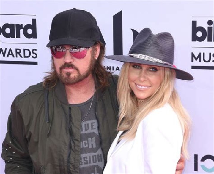 Billy Ray Cyrus, Tish Cyrus and Noah Cyrus