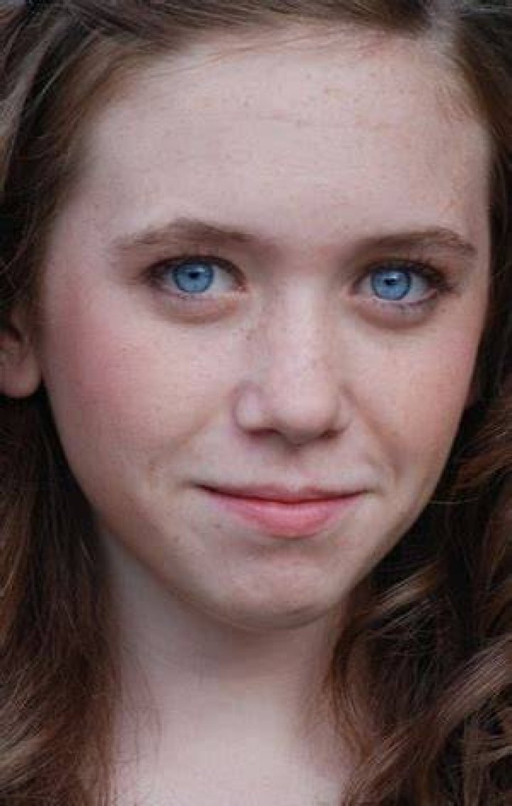 Caitlin EJ Meyer 