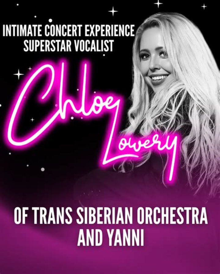 Chloe Lowery &mdash; Pics