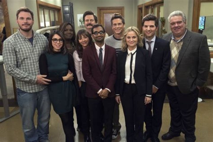 Chris Pratt, Aubrey Plaza, Retta, Rashida Jones, Nick Offerman, Aziz Ansari, Rob Lowe, Amy Poehler, Adam Scott, Jim O'Heir Parks and Recreation - 2008-2013