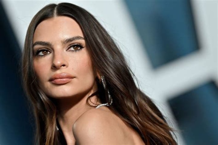 emily ratajkowski