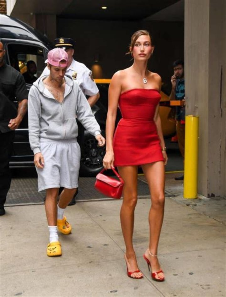 Hailey Baldwin In Yellow