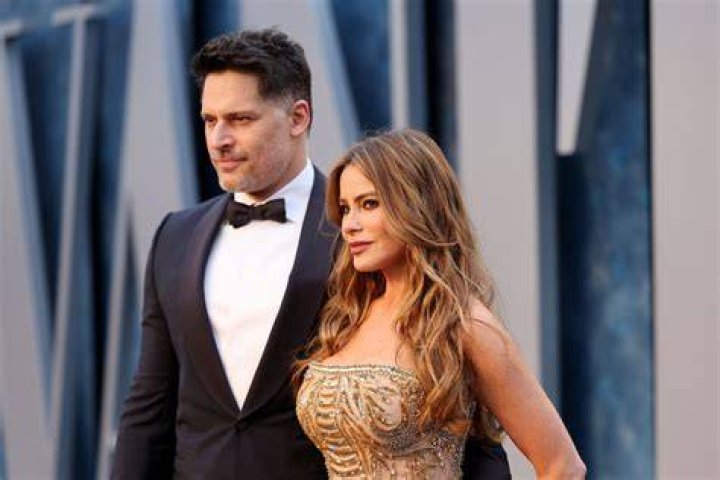 Joe Manganiello files for divorce sofia vergara