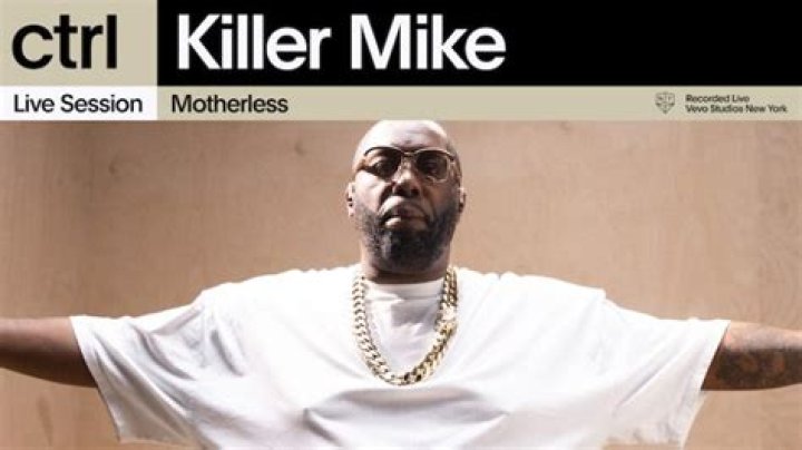 Killer Mike Performs