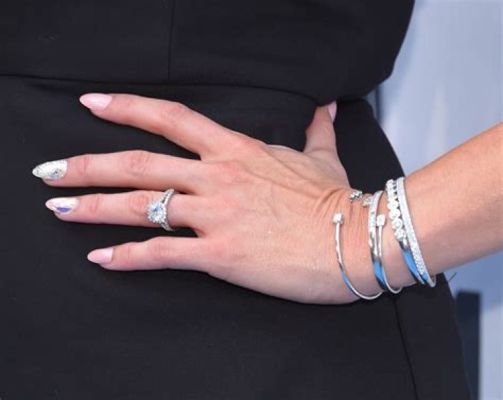 miranda lambert engagement ring