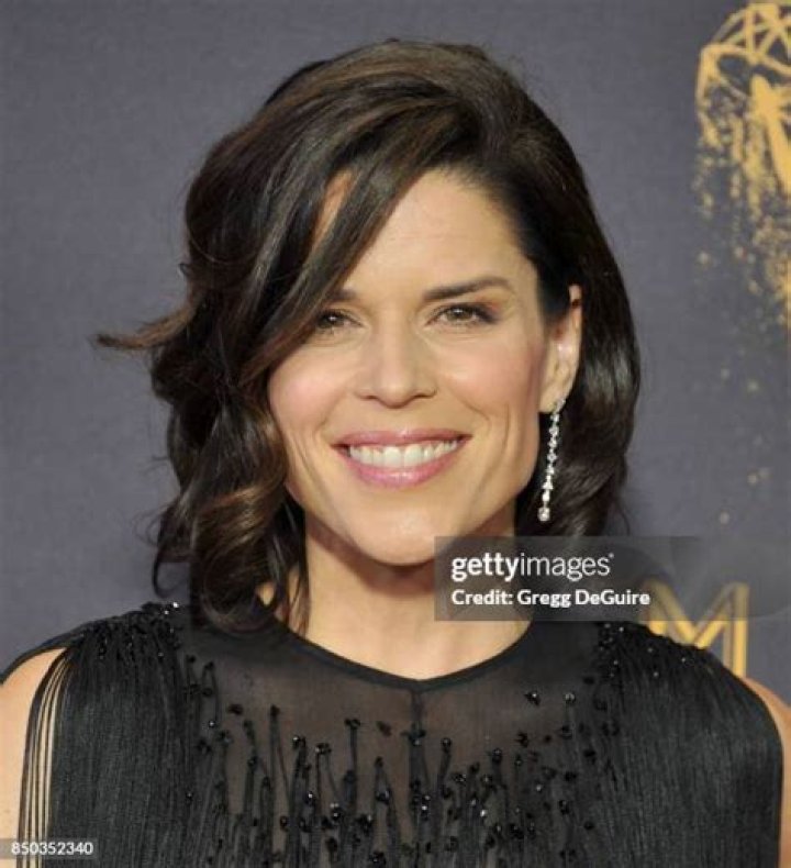 Neve Campbell69th Primetime Emmy Awards, Arrivals, Los Angeles, USA - 17 Sep 2017WEARING CELIA KRITHARIOTI