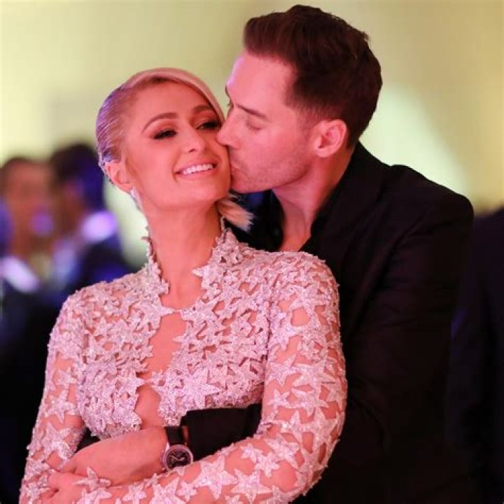 Paris Hilton, Carter Reum