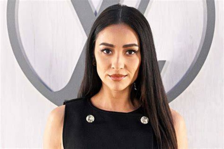 Shay Mitchell