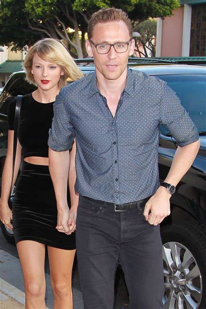 Taylor Swift and Tom Hiddleston at LAX International Airport, Los Angeles, USA &ndash; 06 Jul 2016